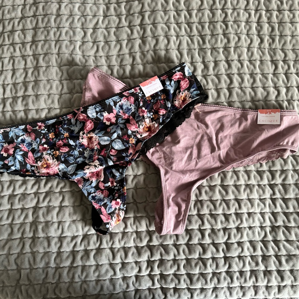 Cacique thongs